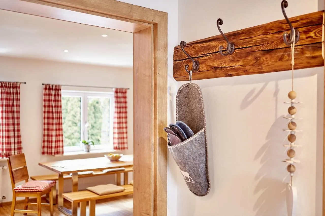 Ferienwohnung Zum Servus Garmisch-Partenkirchen 0*,